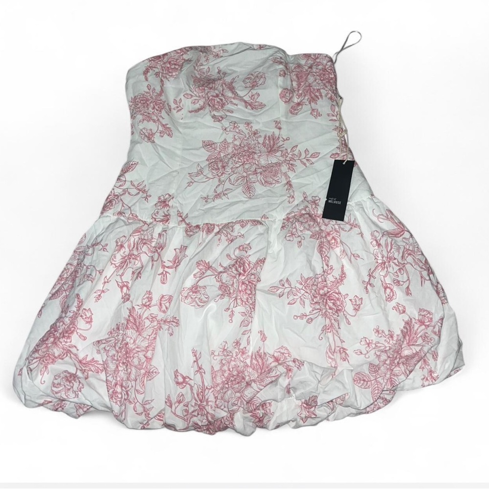 NWT Melrose Floral Strapless Dress in Pink and White Size Large Womens Juniors